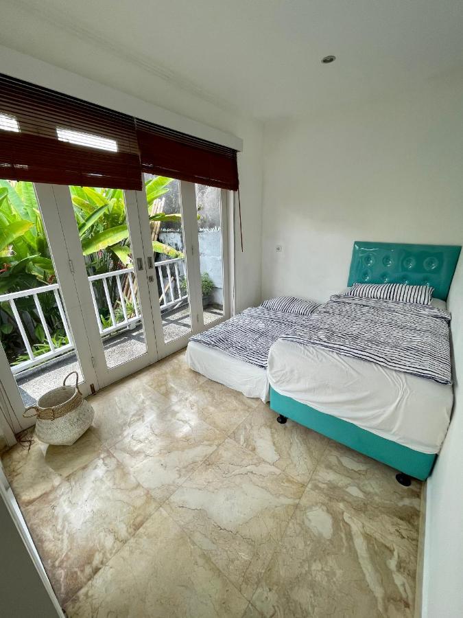 Private Suite In A Kids Friendly Big Shared Villa In Canggu Exteriör bild