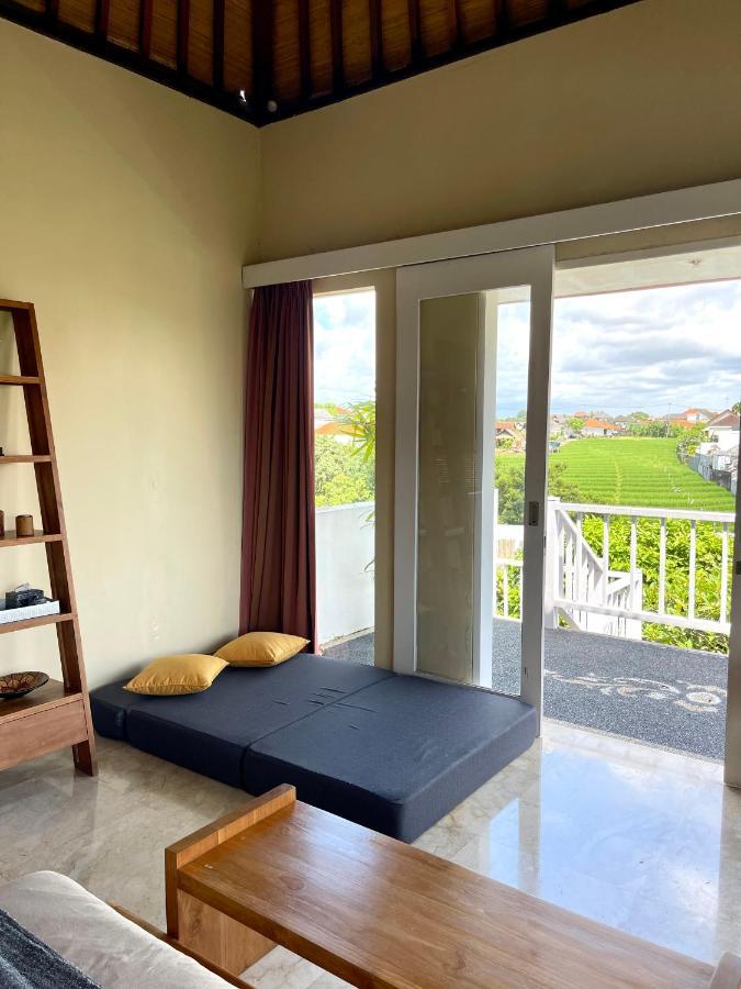 Private Suite In A Kids Friendly Big Shared Villa In Canggu Exteriör bild