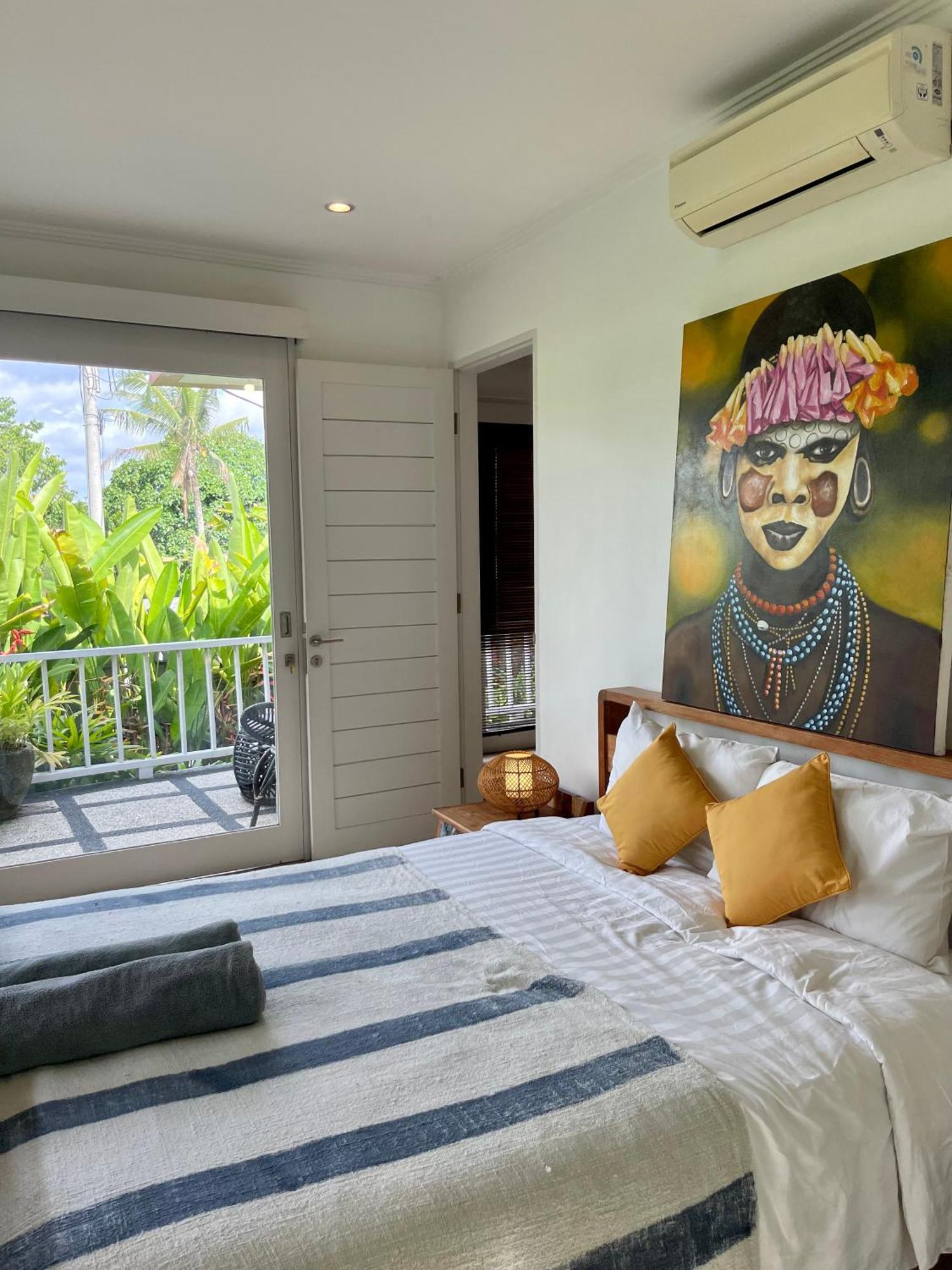 Private Suite In A Kids Friendly Big Shared Villa In Canggu Exteriör bild